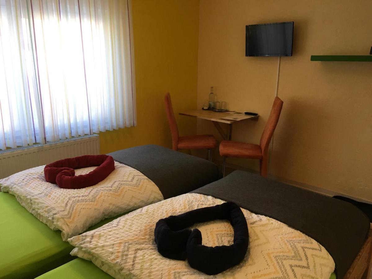 Netphen Pension Zum Rothaarsteig מראה חיצוני תמונה